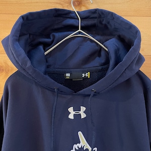 【UNDERARMOUR】高校 フットボール Mullen High School プリント スウェット パーカー フーディー ポリエステル 刺繍ロゴ M アンダーアーマー US古着