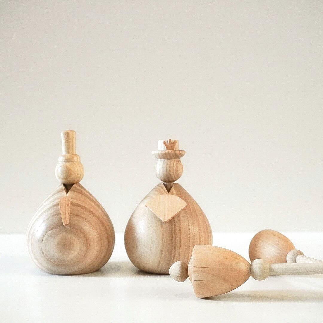 GR0081 wooden hina doll | GRAIN