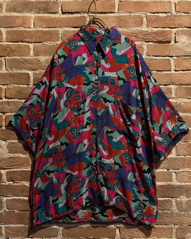 【Caka act3】Geometric Art Pattern Euro Vintage S/S Shirt