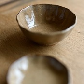 たくまポタリー 5寸 ひらひら鉢 こげ茶 / 210470000