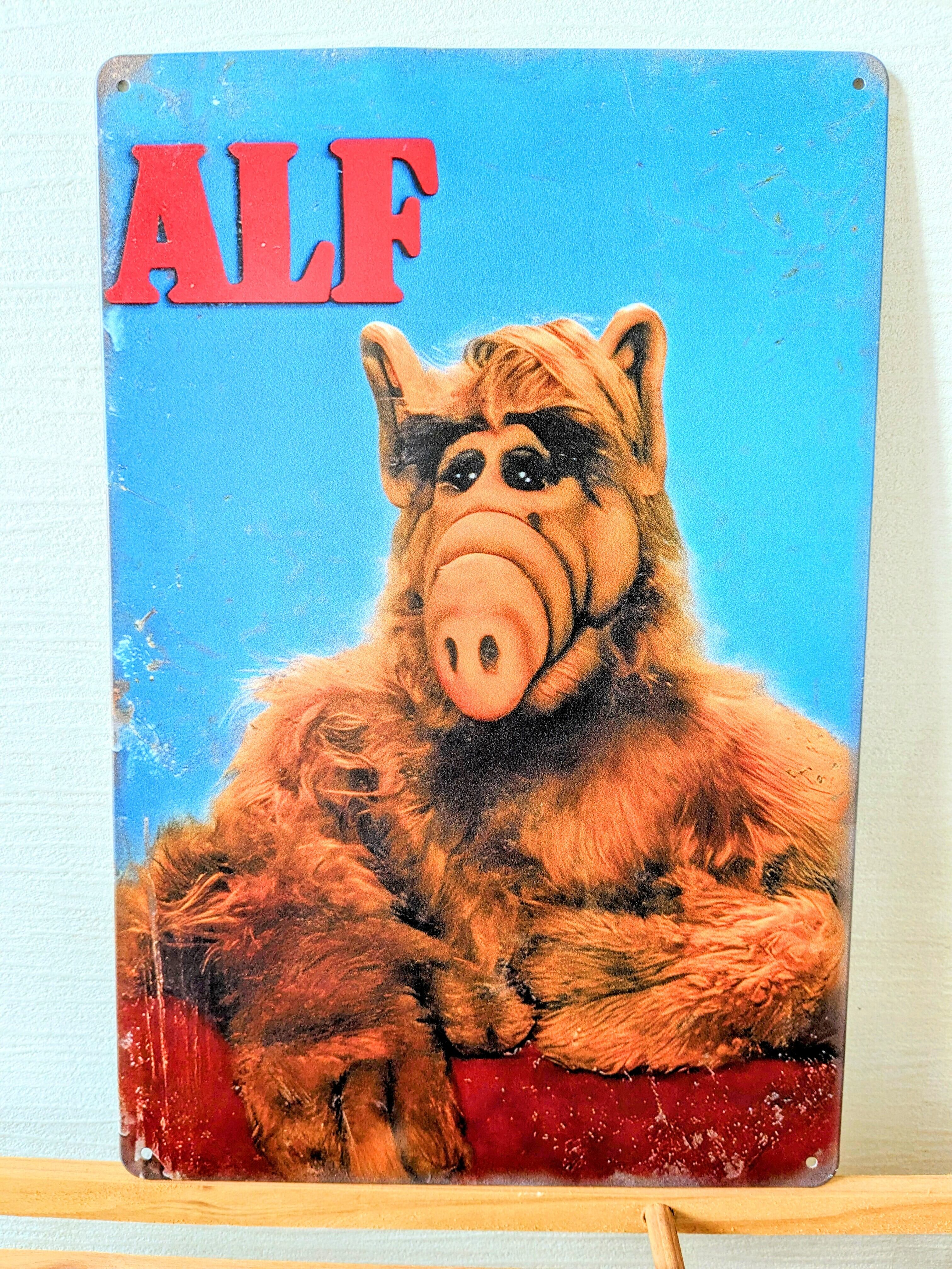 ☆ 送料無料！ちょうどいいブリキ看板 ビンテージ加工【アルフ（ALF 