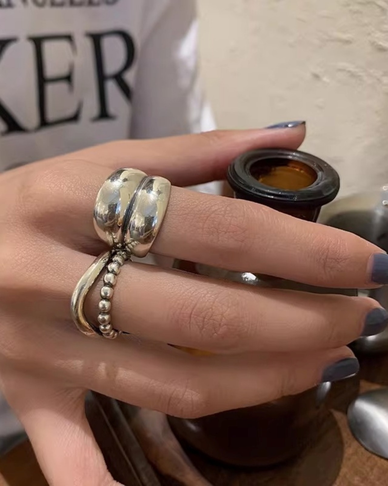 Wide & beaded silver Ring L0113