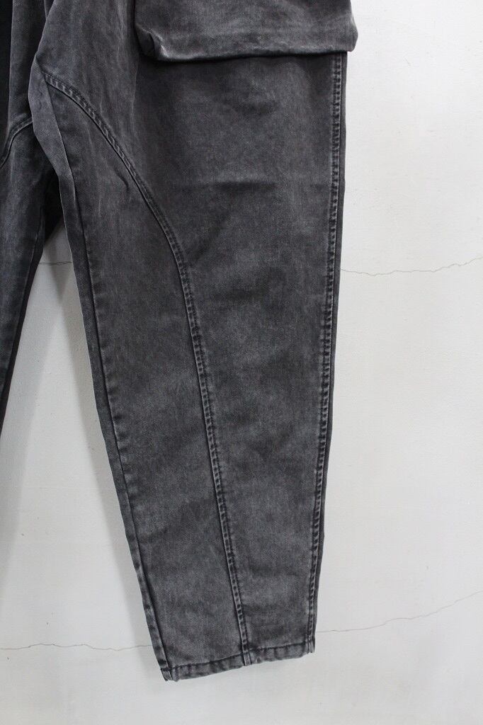 HALBハルプ/TETEHOMMEの黒 カーゴパンツ　Lサイズ HALBハルプ/TETEHOMMEの黒 カーゴパンツ Lサイズ