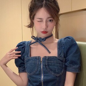 デニムショートトップス レディース 送料無料 デニム ガーリー インスタ映え かっこいい ブルー パフスリーブ 10代 20代 大人カワイイ オルチャン 韓国風 ファッション スタイル モテ トレンド プチプラ 流行 イベント 春 夏 ブルー スポーティー セクシー キュート スタイリッシュ モード系 コスプレ コスプレ風 S M L デニム カラーデニム ブラウス お洒落 女っぽ 存在感 マニッシュ 安い 流行 スタイルアップ 着痩せ 体系カバー 美スタイル 女の子 女性用 二の腕カバー