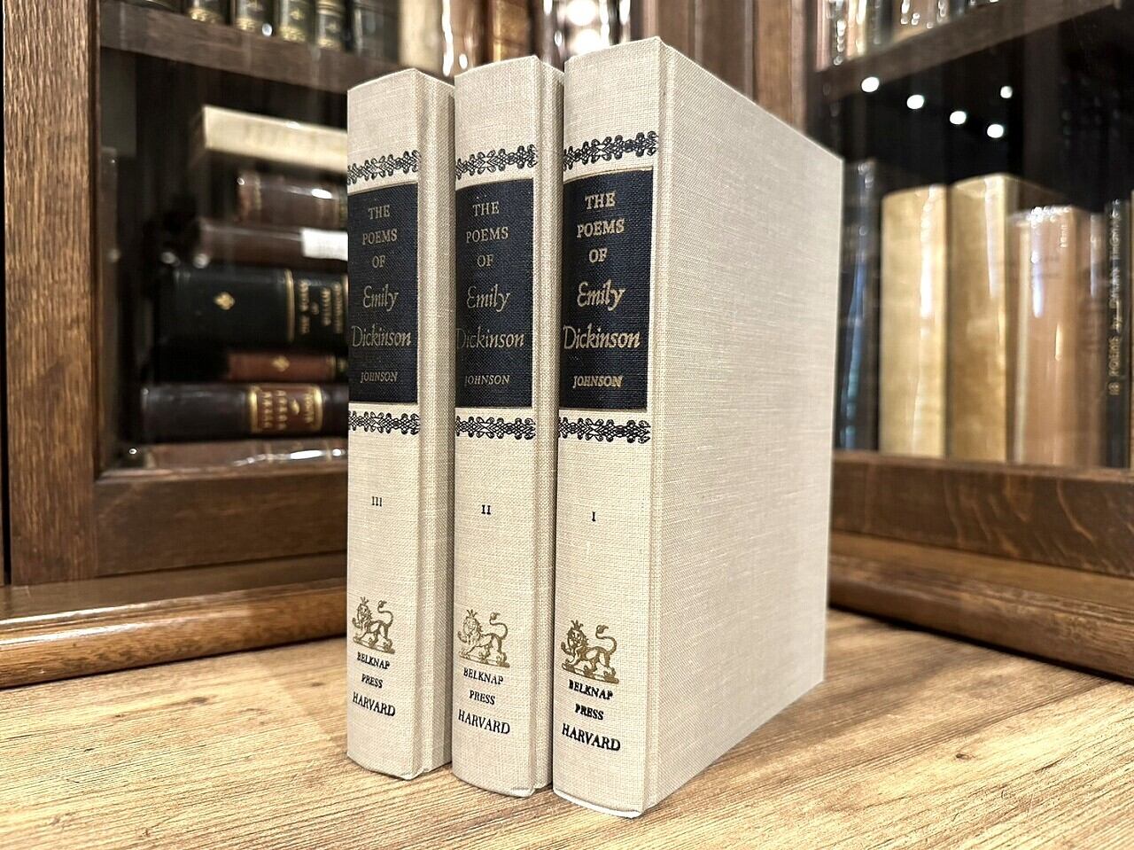 【SL010】THE POEMS OF Emily Dickinson Including variant readings critically compared with all known manuscripts 3Volumes/ second-hand book