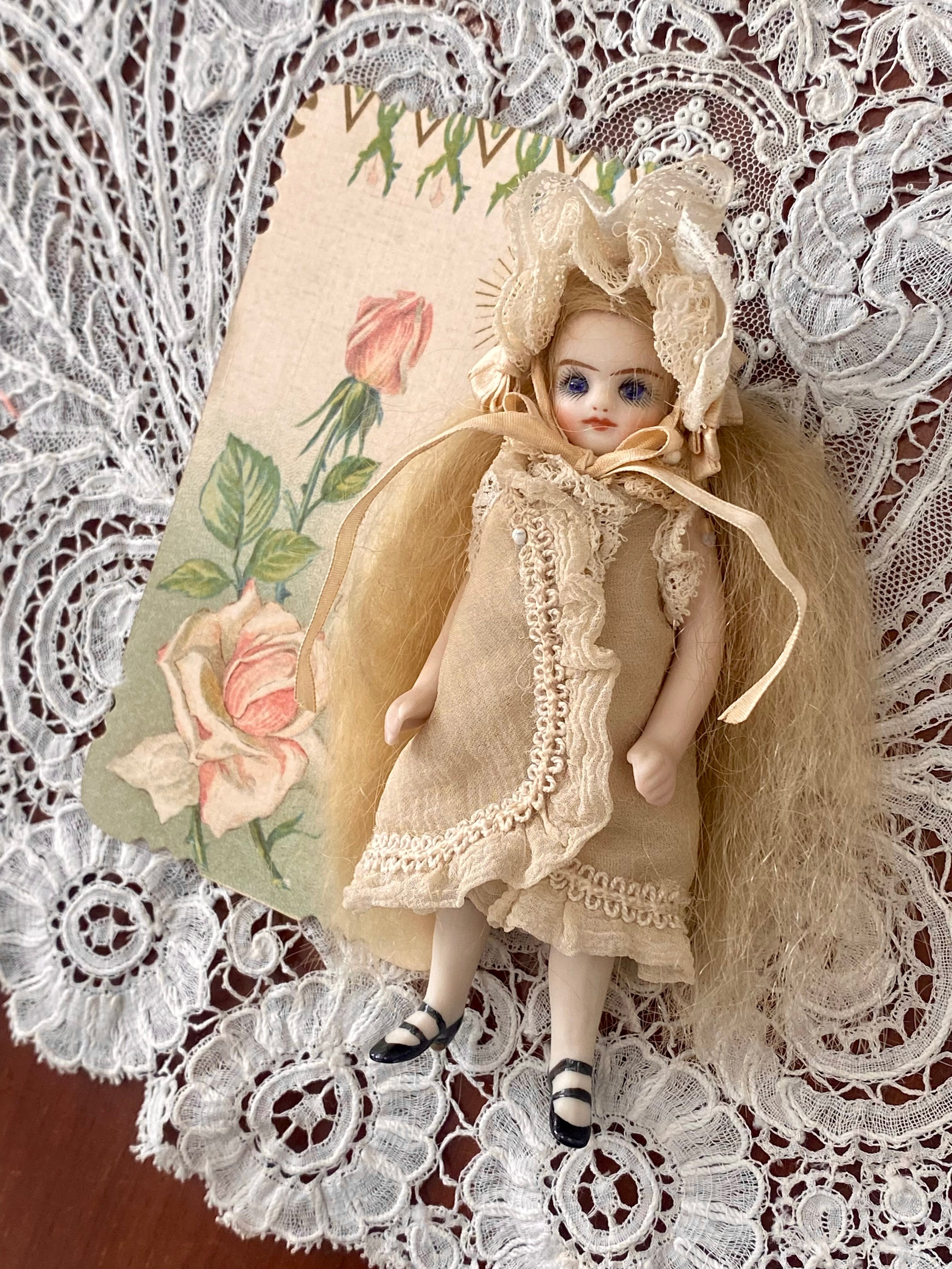 完成ドール】フレンチミニョネット/ オールビスク/ 10.5cm