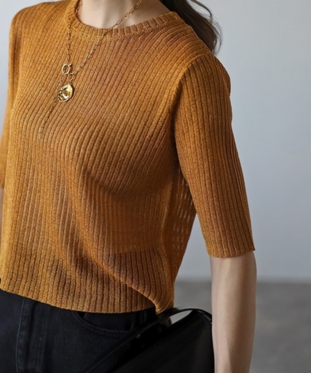 ハーフスリーブラメニット