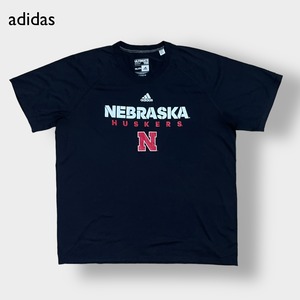 【adidas】2XL ビッグシルエット プリント Tシャツ ラグラン ネブラスカ大学 ハスカーズ NEBRASKA HUSKERS フットボール アディダス ポリシャツ CLIMALITE 半袖 夏物 us古着