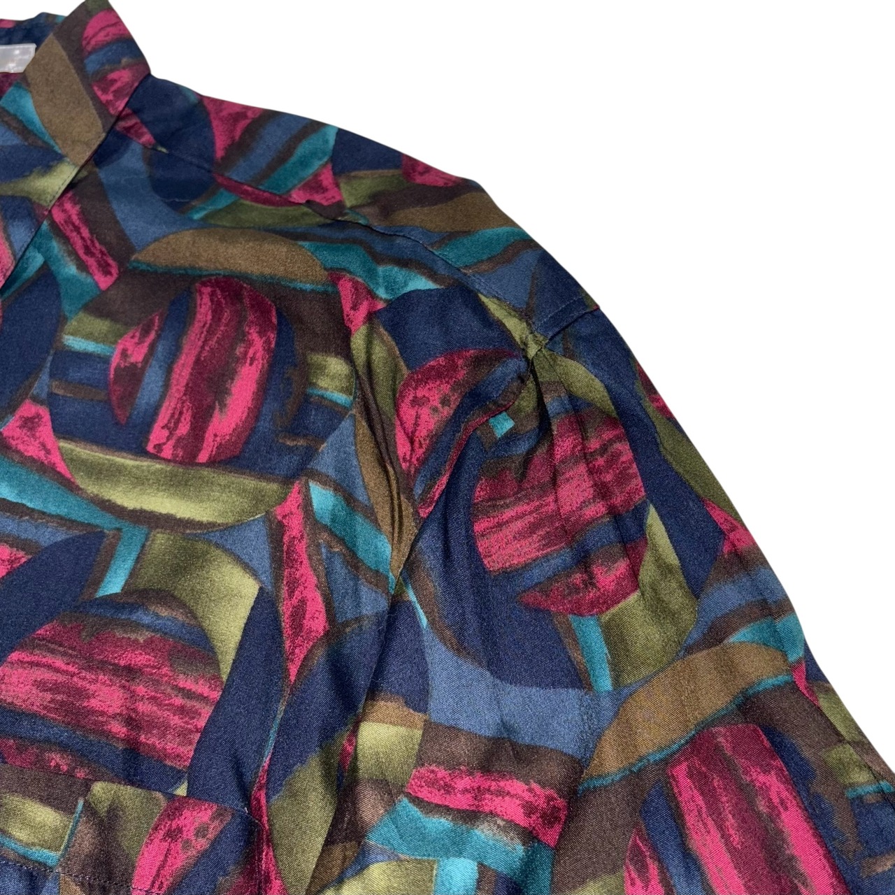 vintage 1990’s PERRY ELLIS aop rayon shirt