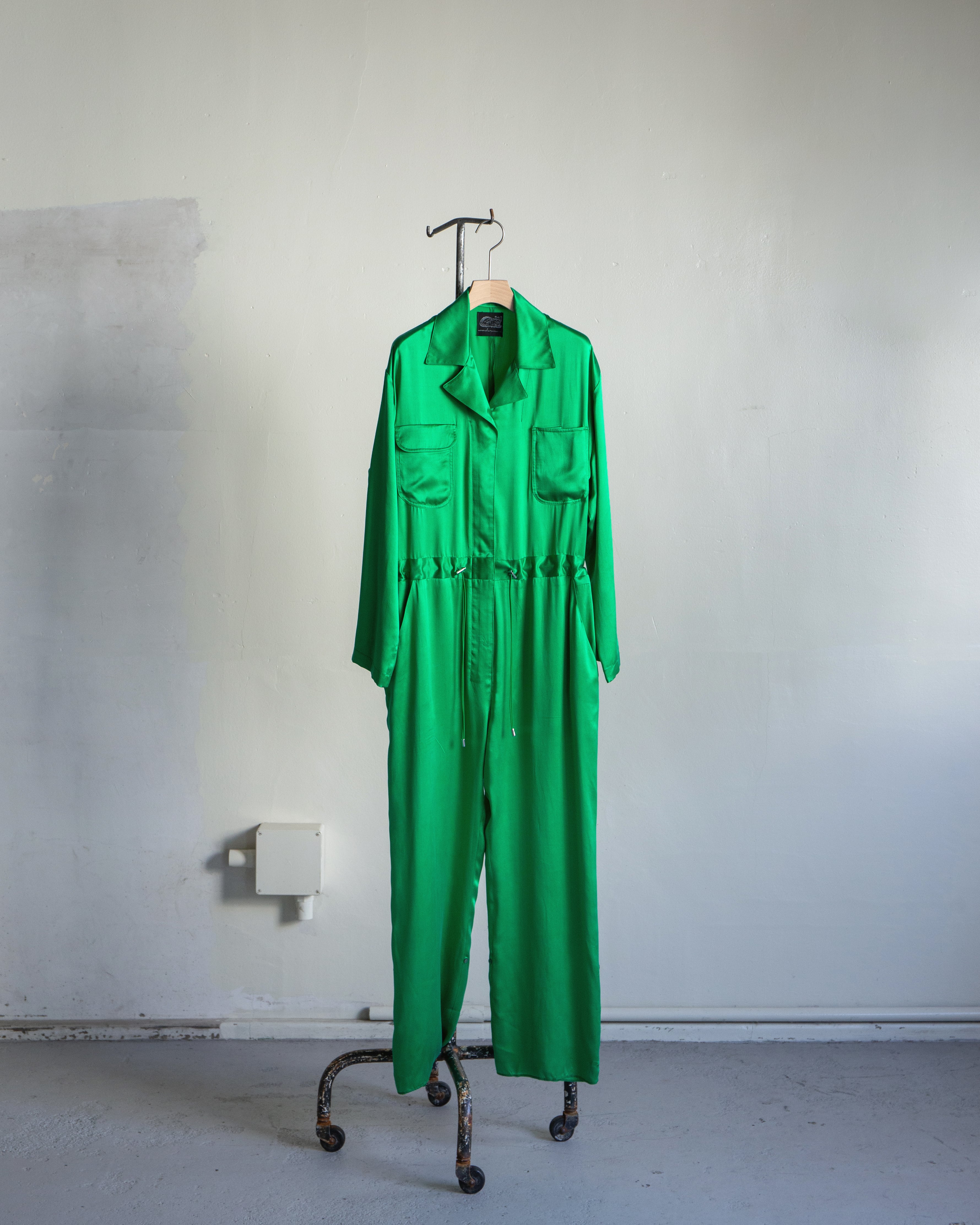 luik fin ジャンプスーツ luik fin ジャンプスーツ