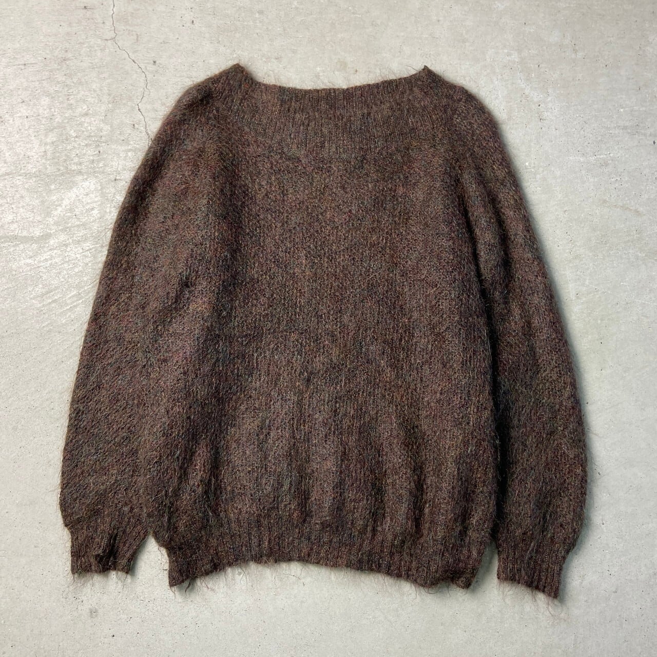 売却済みです】焦げ茶とゴールドのボーダー柄 タンクトップM たらしく 