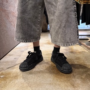 【Maison MIHARA YASUHIRO】BLAKEY / original sole suede Low-Top sneaker