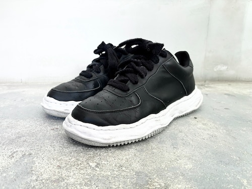 Maison MIHARA YASUHIRO WAYNE OG Sole leather low-top sneakers BLACK/WHITE