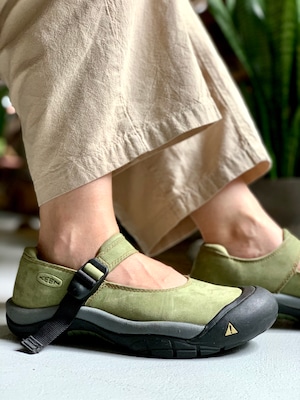 “KEEN” “strap sandal” “olive ×black”（虫）