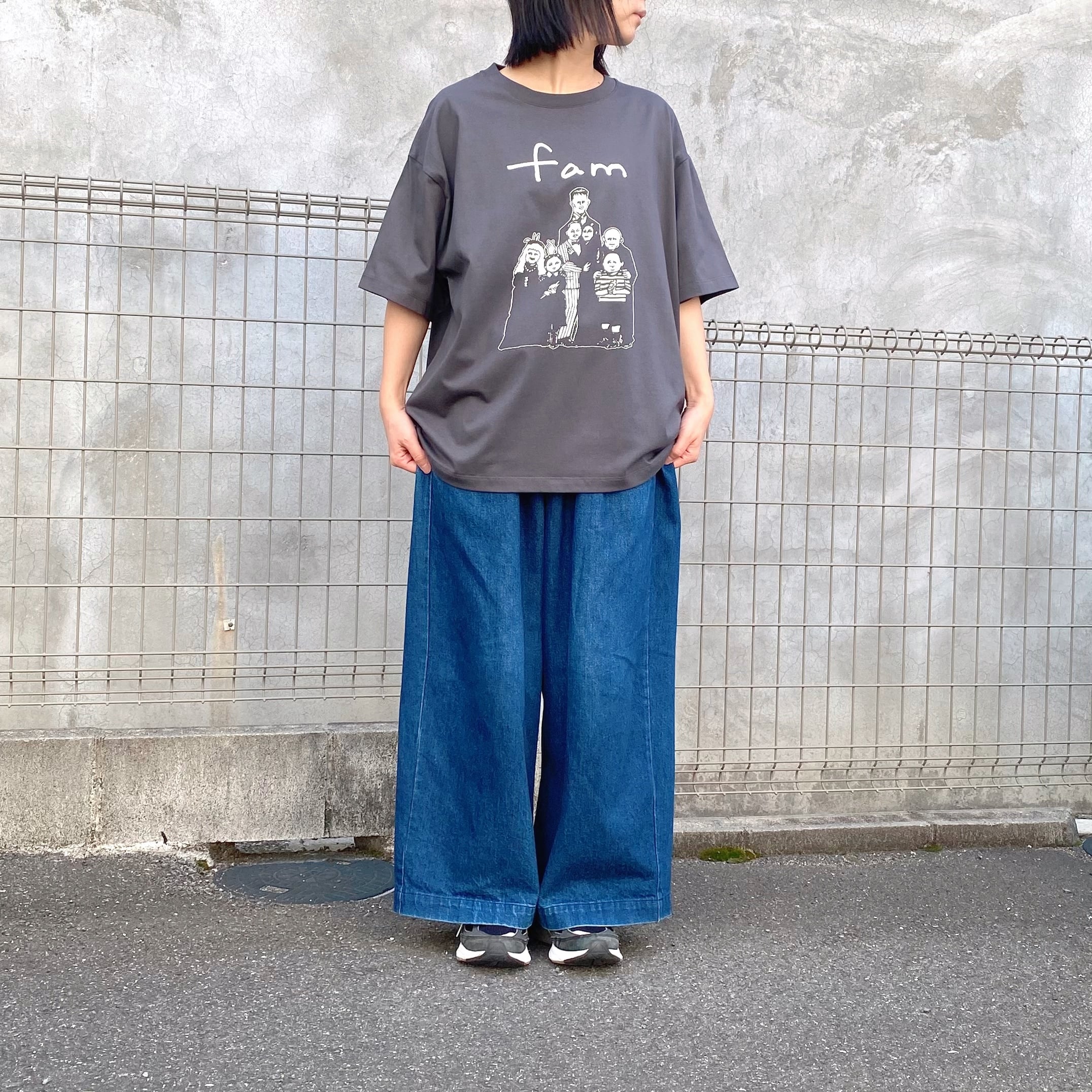 FAM Tシャツ 2色セット fam」ボックスシルエットTシャツ（スミクロ） | YUKI HORIMOTO WEB STORE