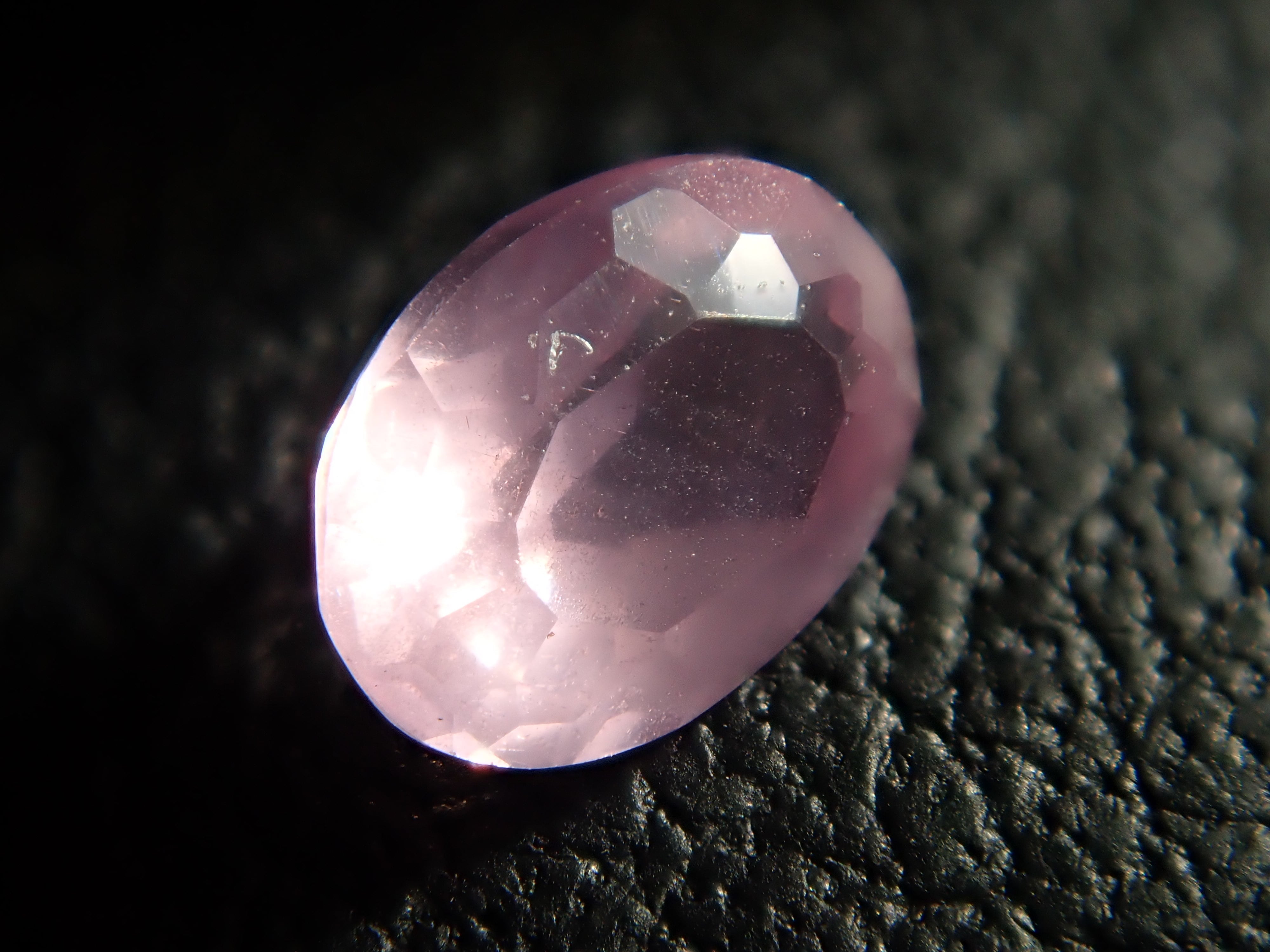 スリランカ産スピネル 0.13ct