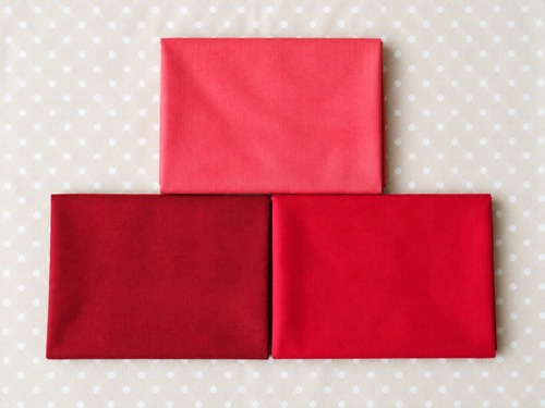 Moda Solids（ソリッズ）カットクロスセット レッド