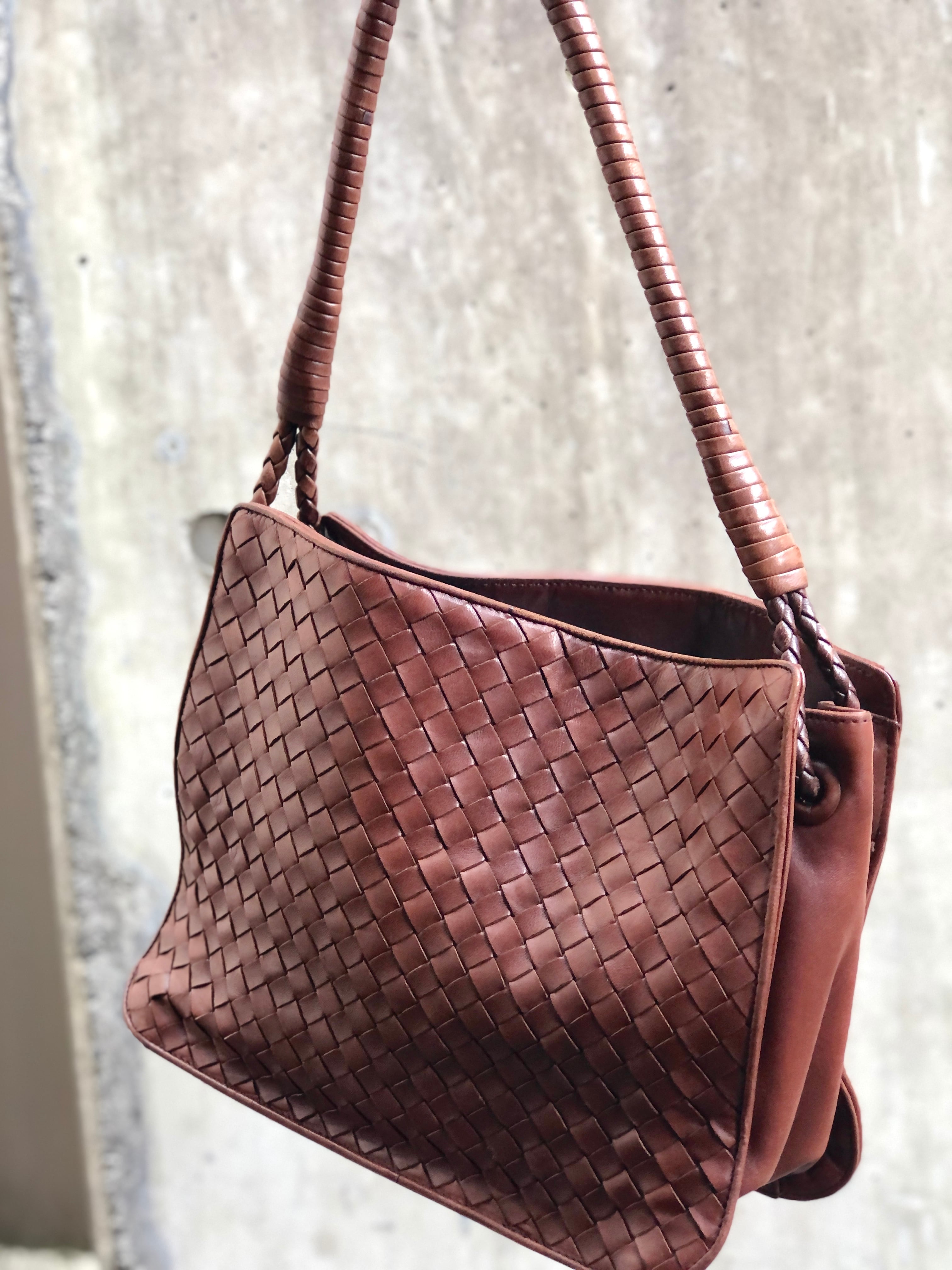 Bottega Veneta ボッテガヴェネタ イントレチャート レザー トート