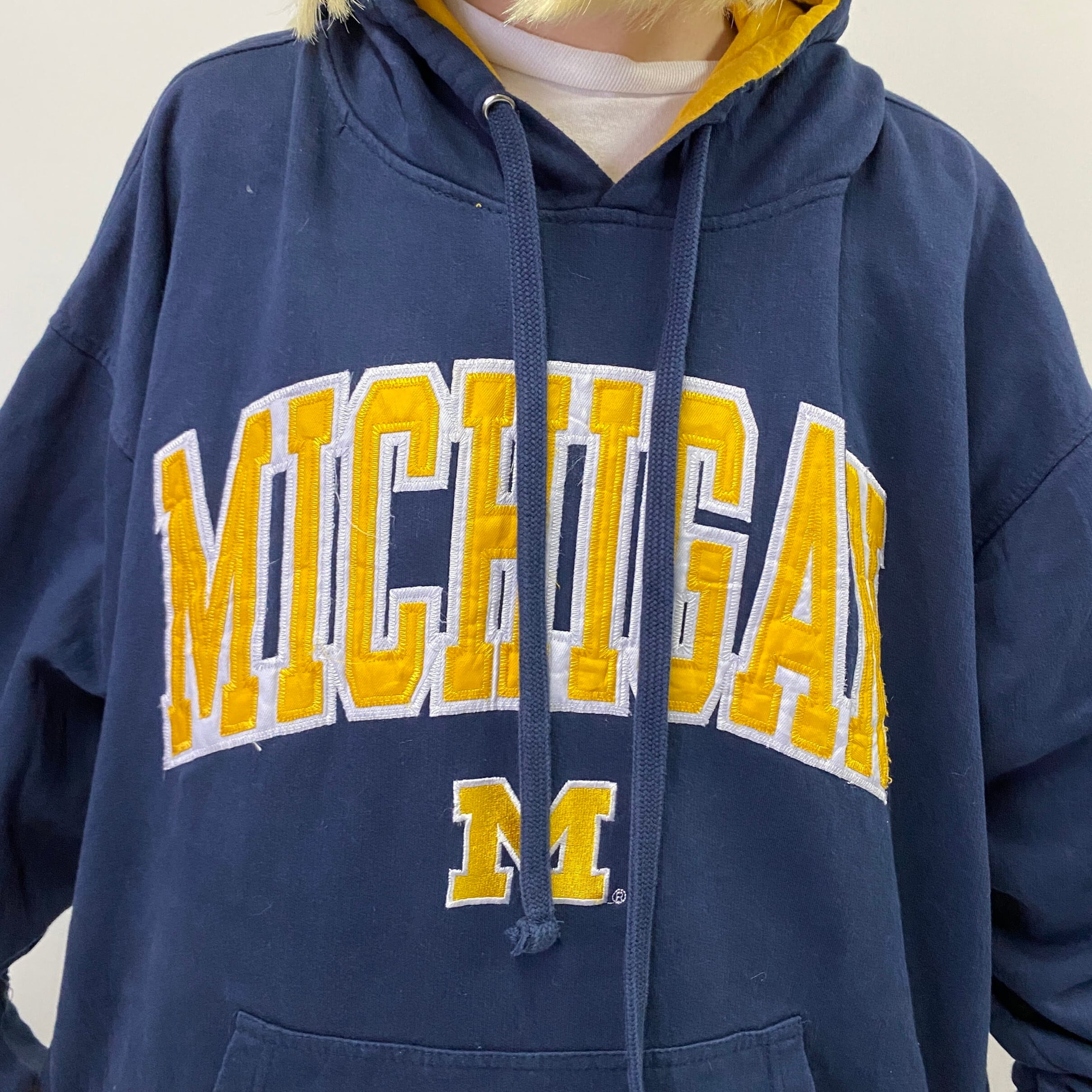 MICHIGAN カレッジ ワッペン プルオーバーパーカー メンズXL相当 古着