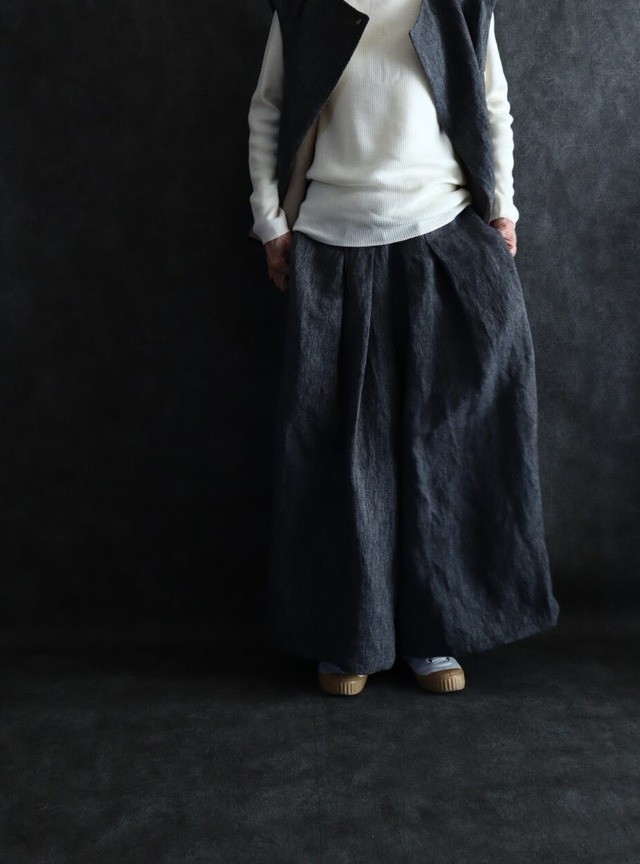 タックワイドパンツ（ツイル）ブラック