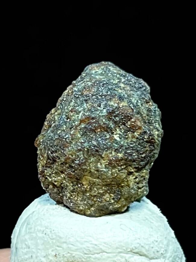 11) 超希少!南極「ガーネット」ミニ原石