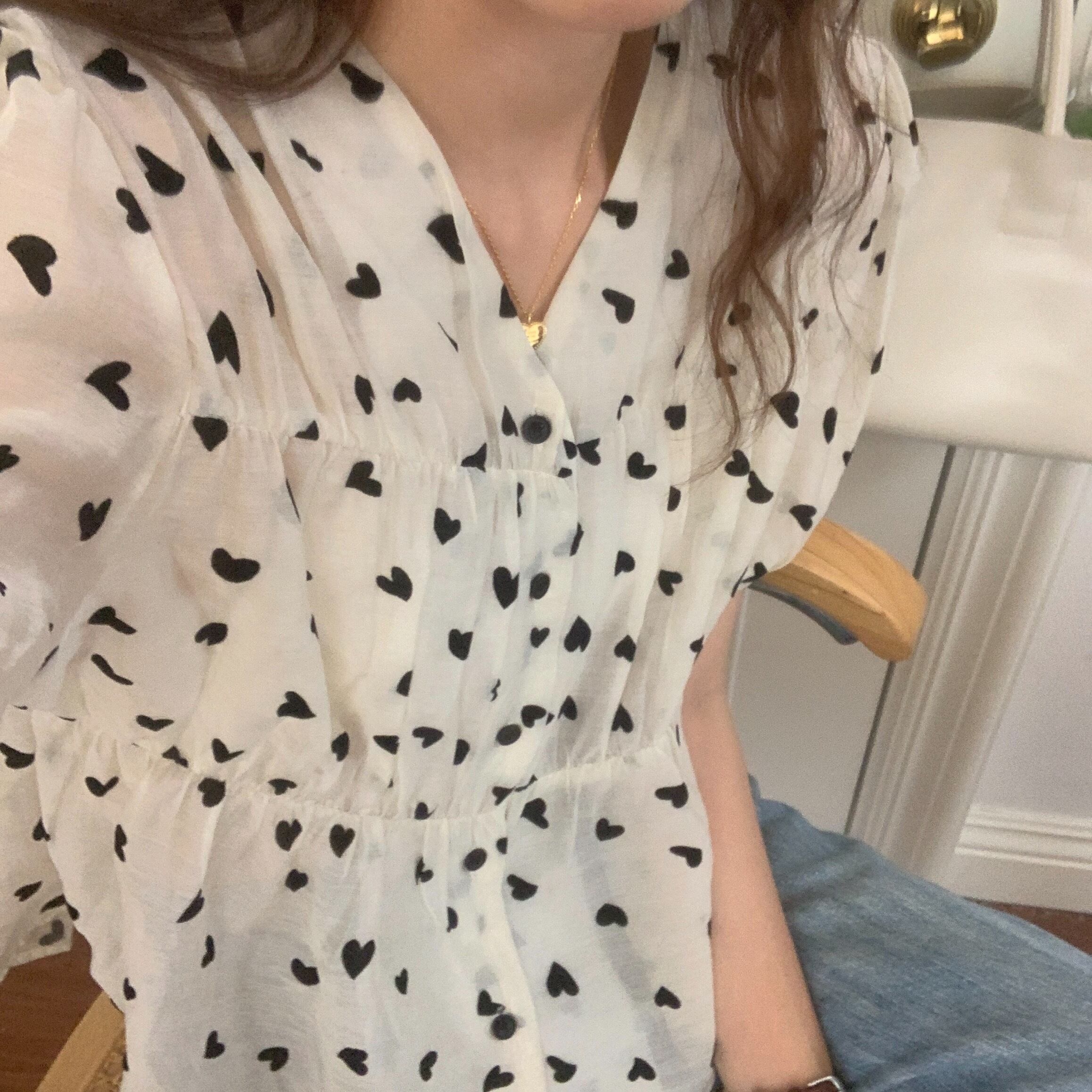 薄手ウェストVネックシャツ サマースタイルスリーブプリーツトップス 夏物 ビッグFスモールZ韓国94685478051