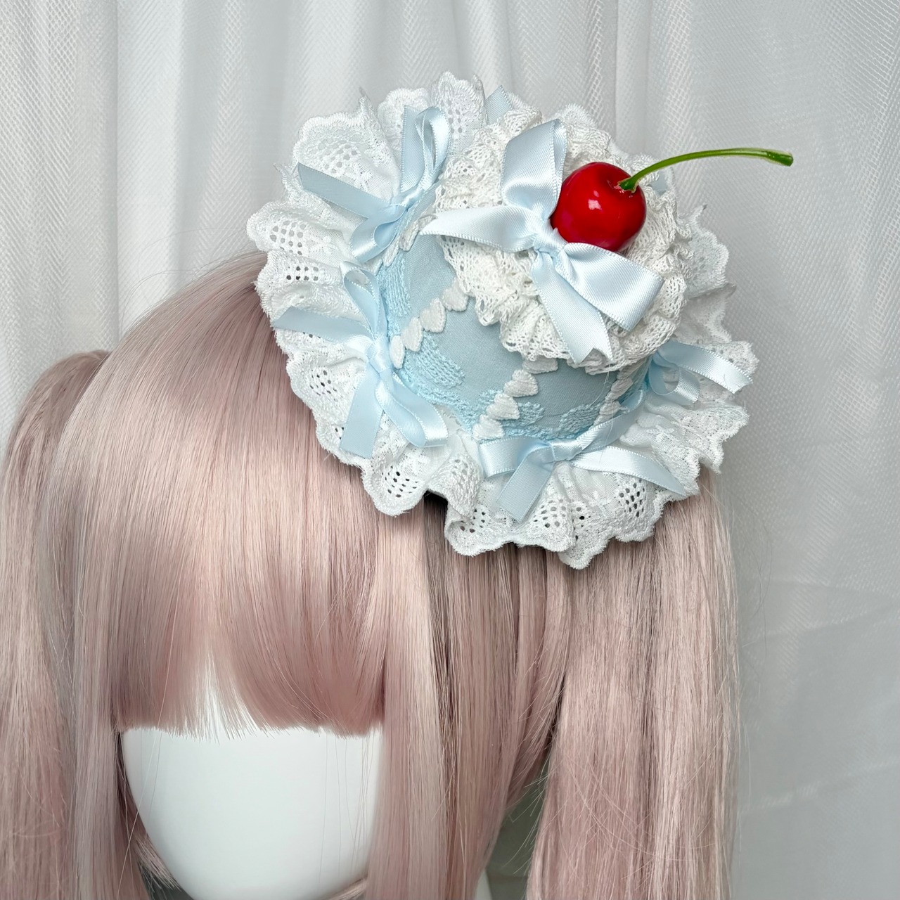 ♡【全4色】スイートお茶会 ちょこんとチェリーのフリルリボンケーキ風ミニハットヘアクリップ pink ♡