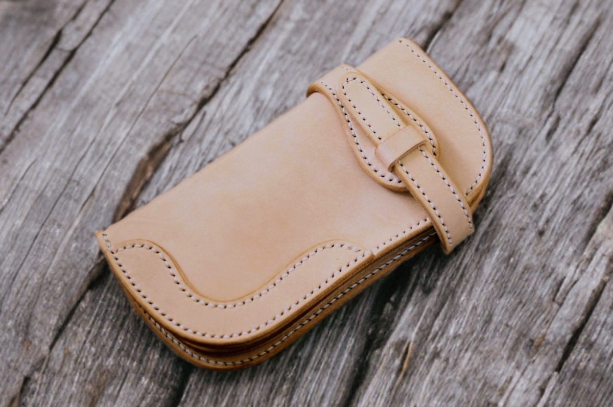 受注製作】本革サドルレザーのバイカーズ長財布【ベルト