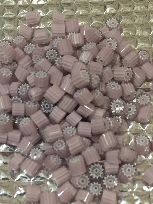 ミルフィオリ Pastel violet  4～5㎜  30g