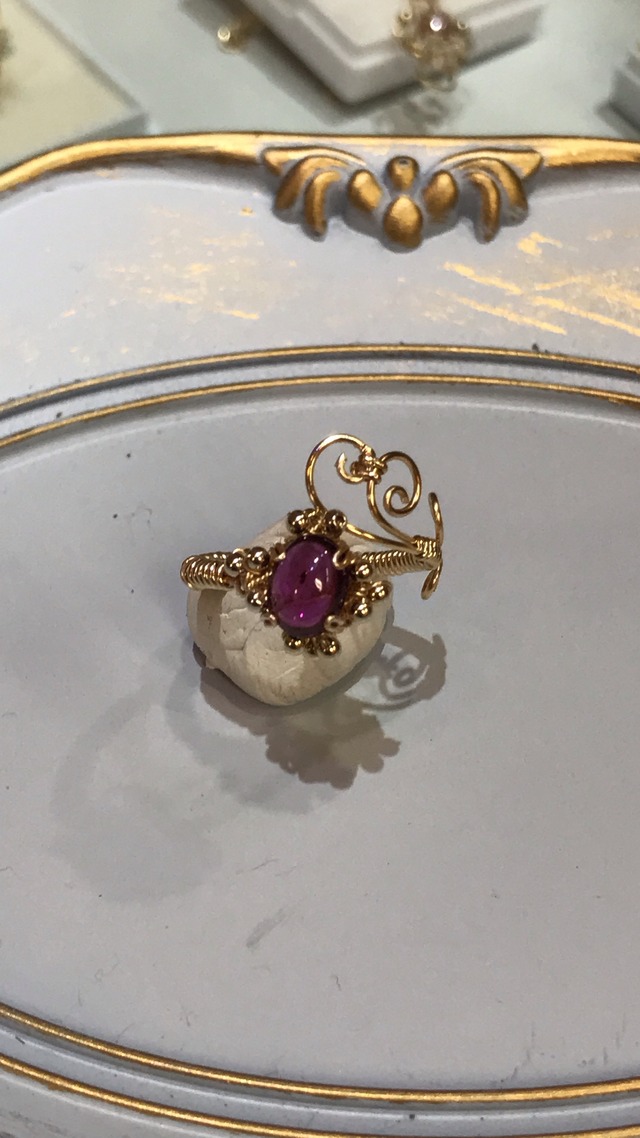 ロードナイトガーネットのリング