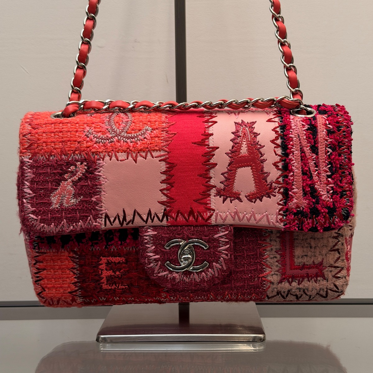 CHANEL Matelasse Tweed Patchwork Pink Chain Shoulder Bag 23番台 A65468 ...