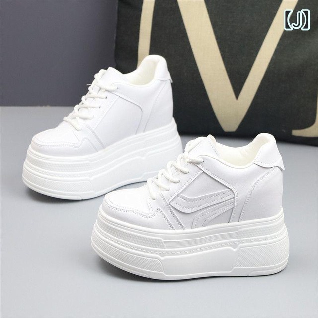 超厚底 スニーカー 白 黒 韓国系 8cm 10cm 12cm 14cm ハイヒール レディース かっこいい 個性的 運動靴 本革 レザースニーカー 身長アップ 脚長 美スタイル プラットフォーム クール オルチャン系 女子 ブラック ホワイト コーデ