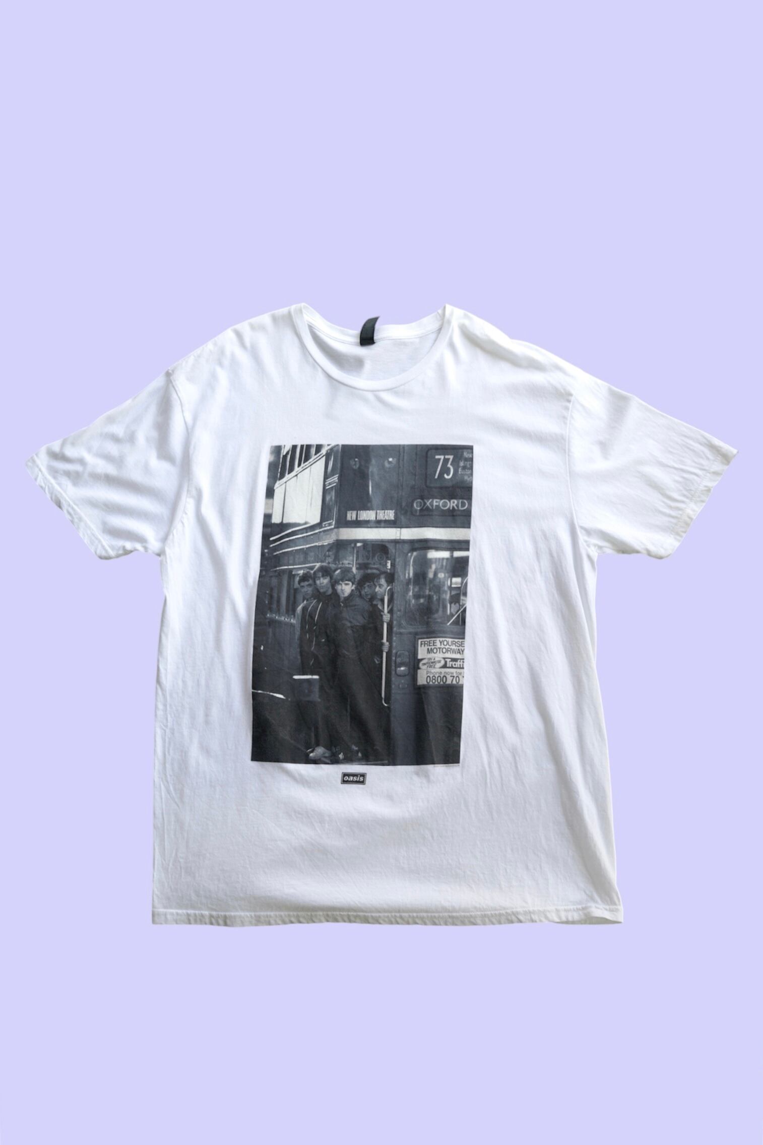 Oasis “London Bus Photo” Graphic T-Shirt / White
