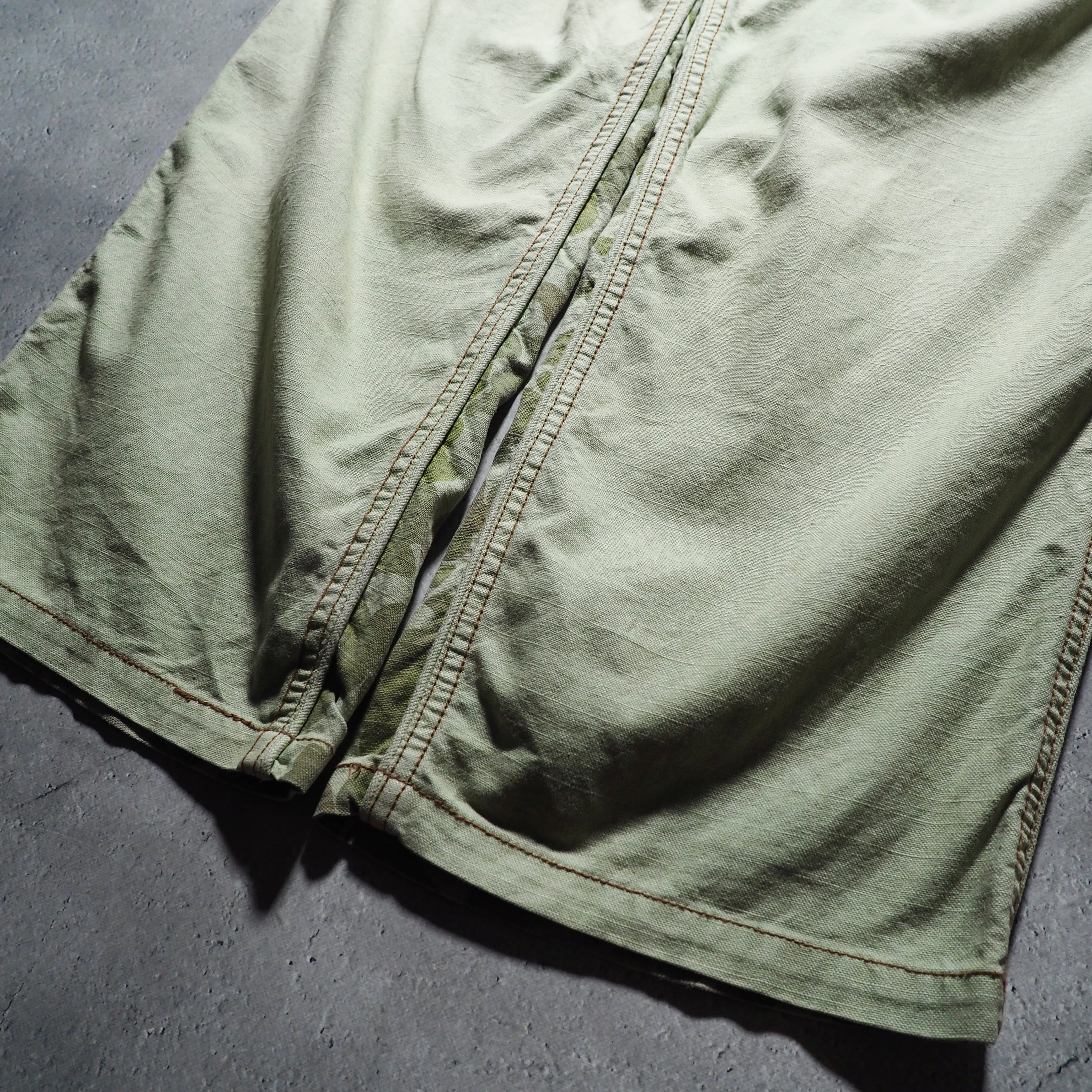 ” AVIREX ” ” Special ” Camouflage × painted Design military cargo pants