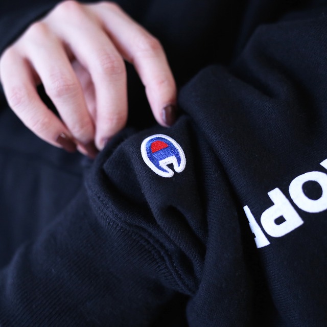 "Champion" front and sleeve and back printed over silhouette reverse wave sweat parka