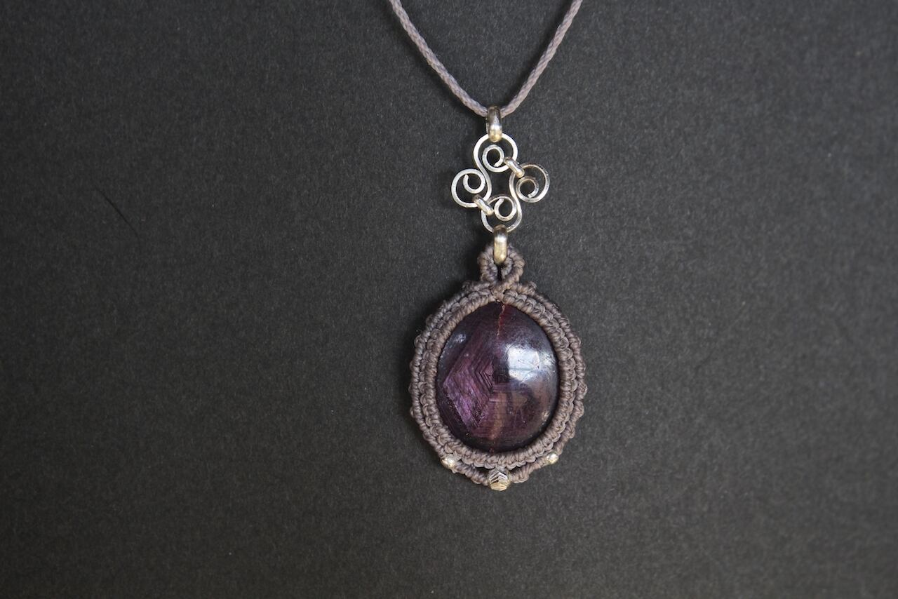 Star Ruby silver925 wirework micro macrame pendant