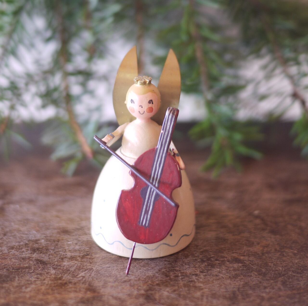 エルツ 木製人形 チェロを奏でる天使