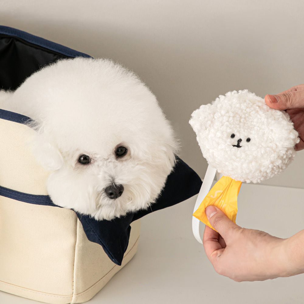 【BITE ME】ビションプーバッグマナーポーチ 犬 マナーポーチ お散歩バッグ ビションフリーゼ もこもこ 処理袋 ポーチ ペット用品 お出かけ キャリーバッグ 装着 ストラップ付き