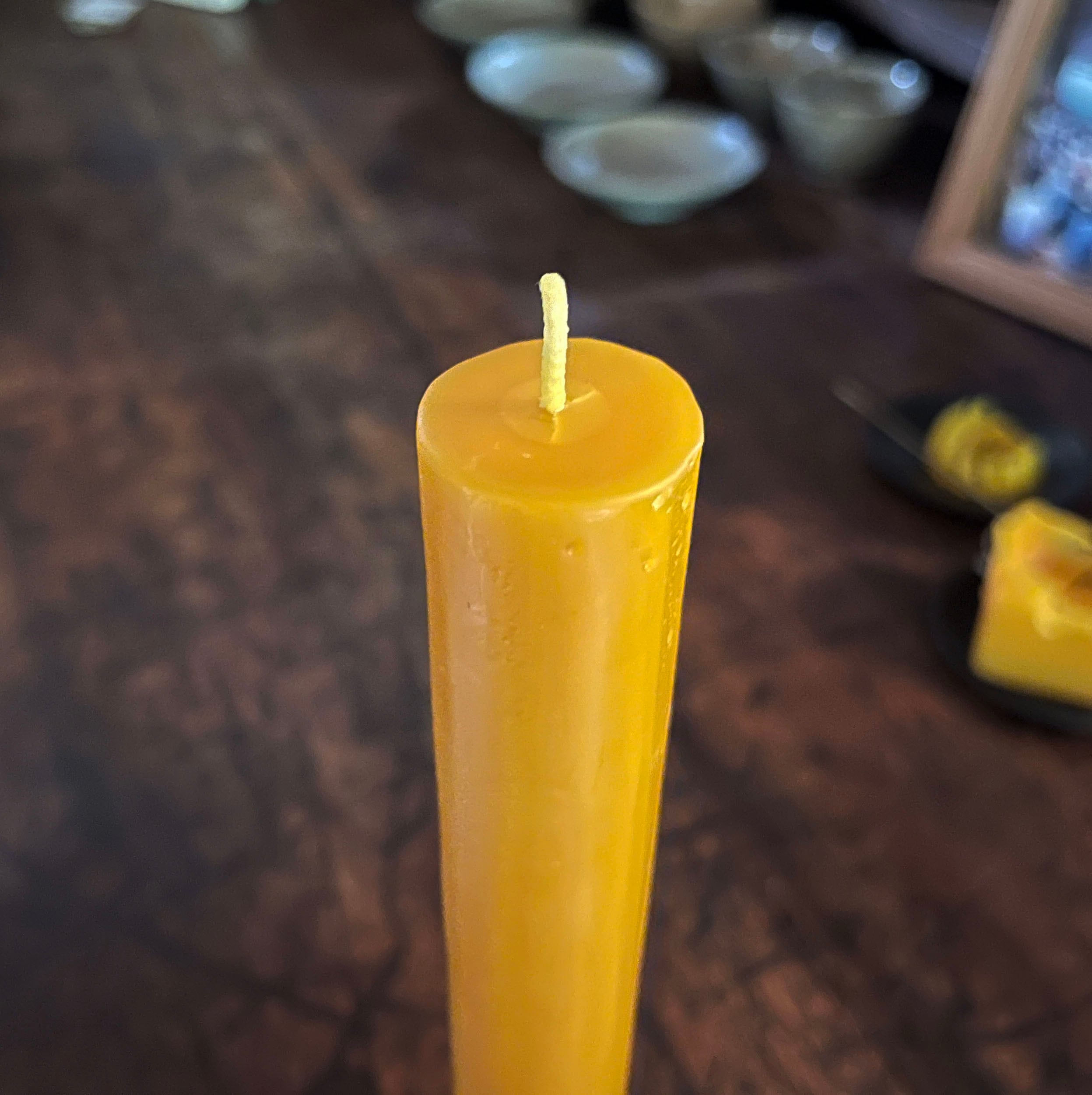 J-200 和形 20cm 上部直径28mm かんな削り 蜜ろうそく | 蜜蝋工房