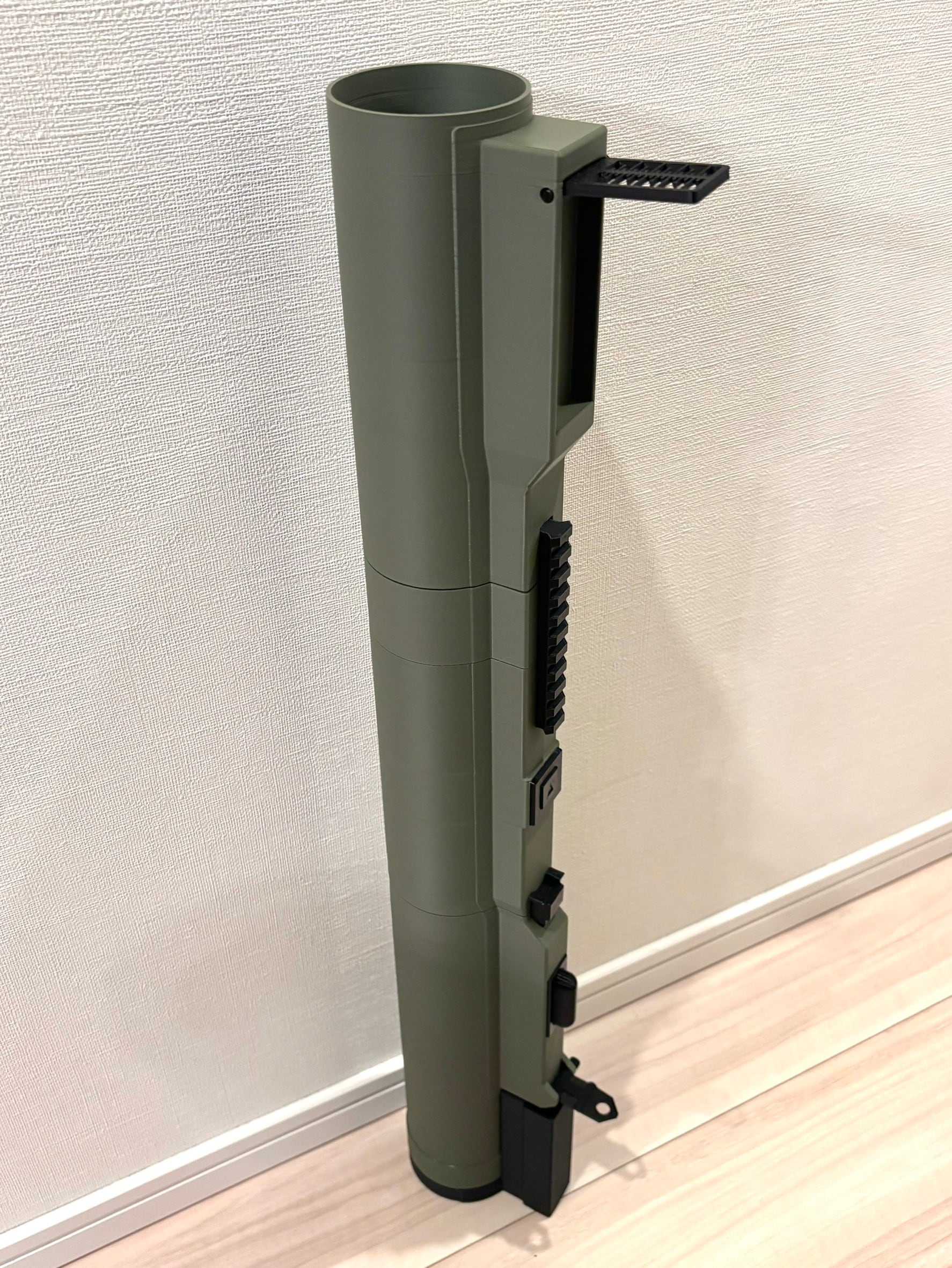 1:1 M72 LAW ロケット レプリカモデル(金属なし、発射機能なし) | 3D