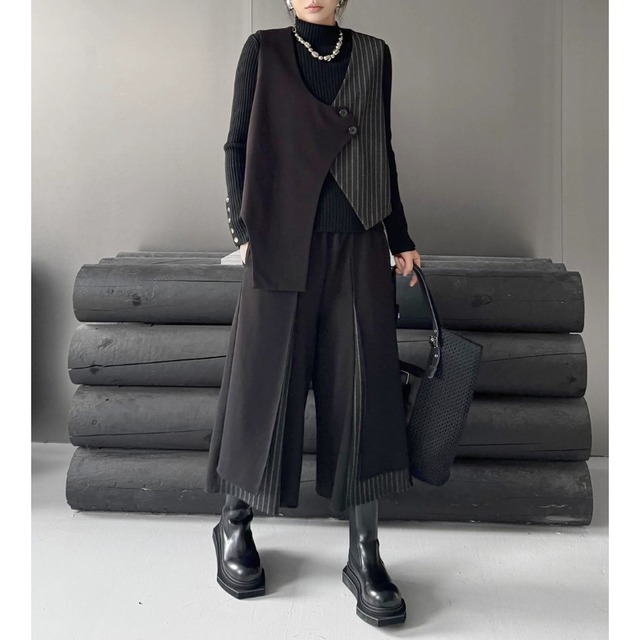 Asymmetric layered setup C1319