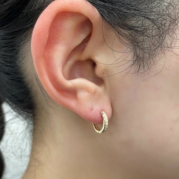 K10 クロッシングフープピアス 10金YG】ダイヤフープピアス0.16ct 中折れ式 クロッシング K10