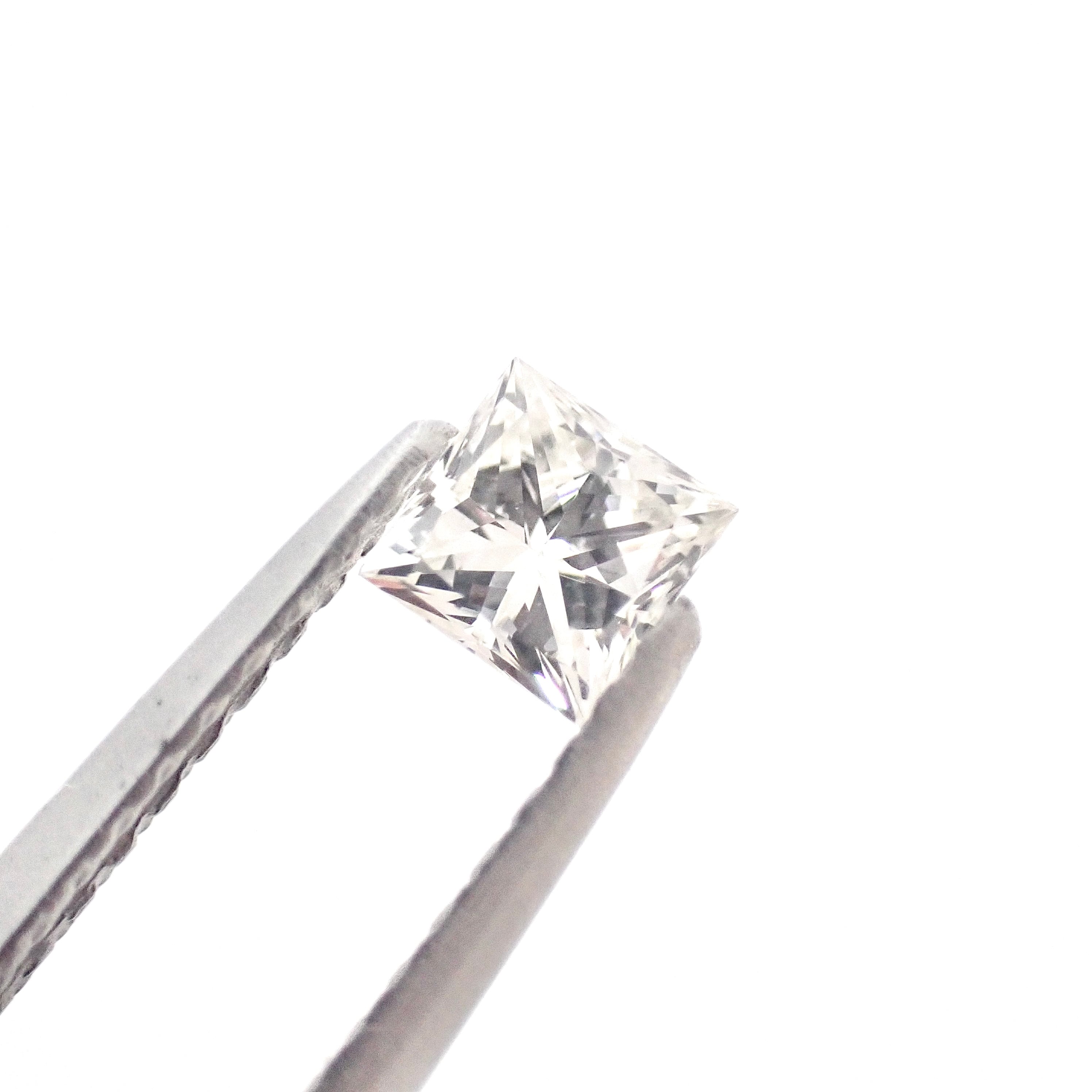 プリンセスカット 0.288ct ダイヤ ダイヤモンド ルース 裸石 天然 ￼￼￼￼￼￼￼￼中央宝石研究所ソーティング