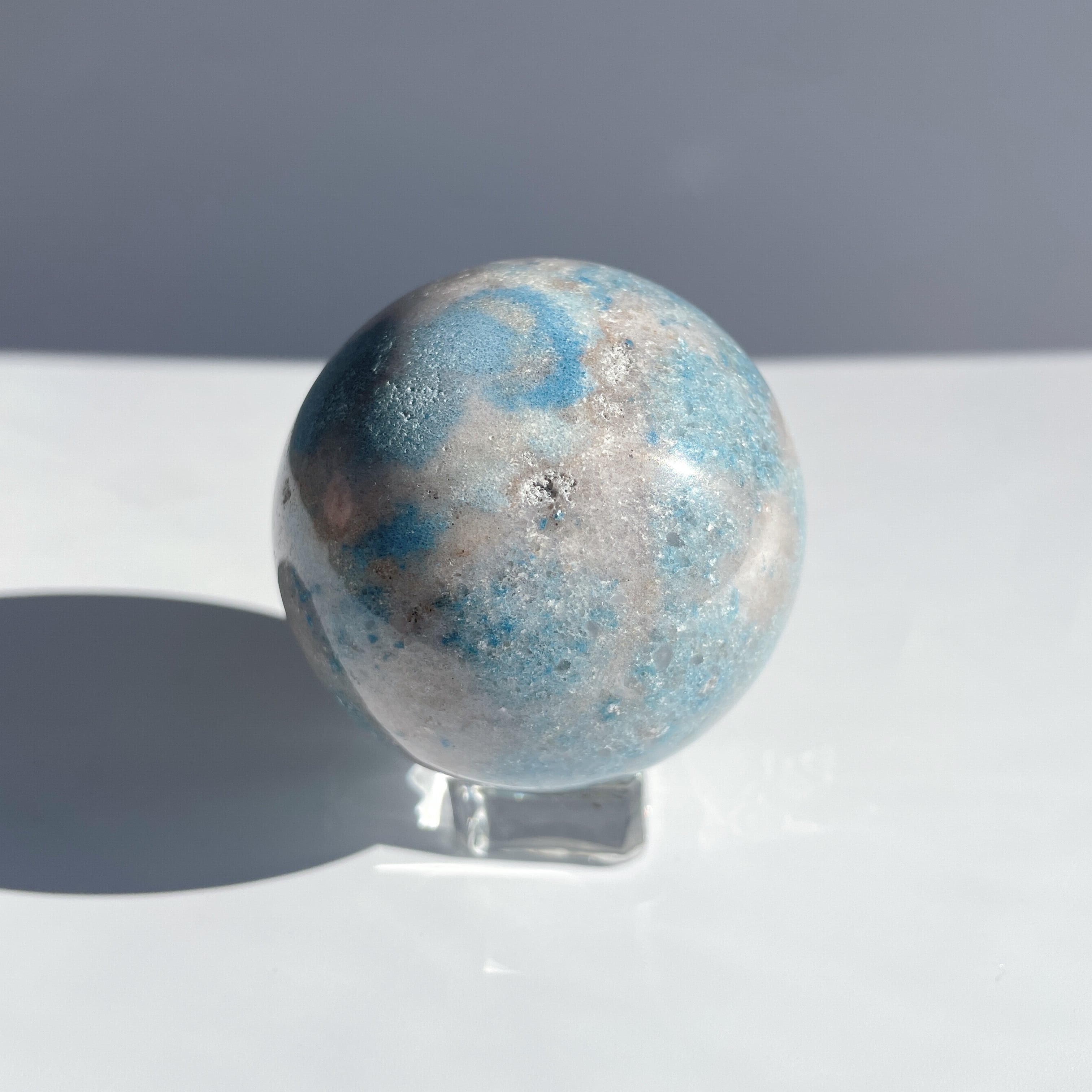 トロレアイトインクォーツ（トロール石）スフィア（丸玉）06