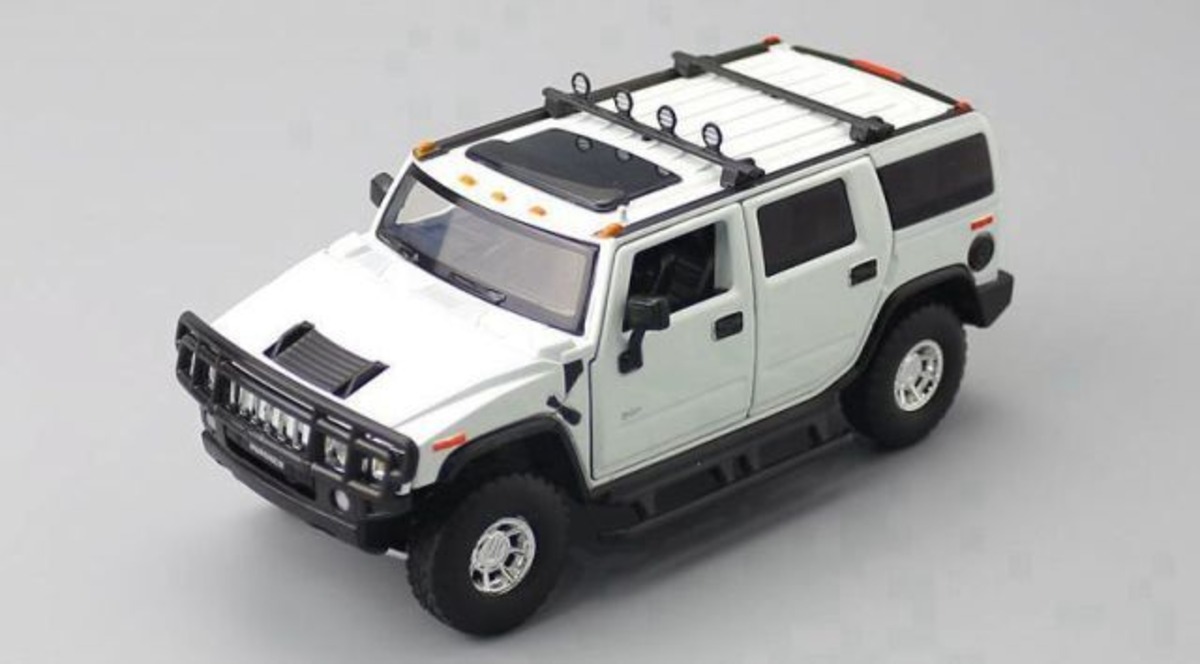 1/32 ハマー HUMMER H2 高級SUV 白 ホワイト ミニカー ダイキャスト 