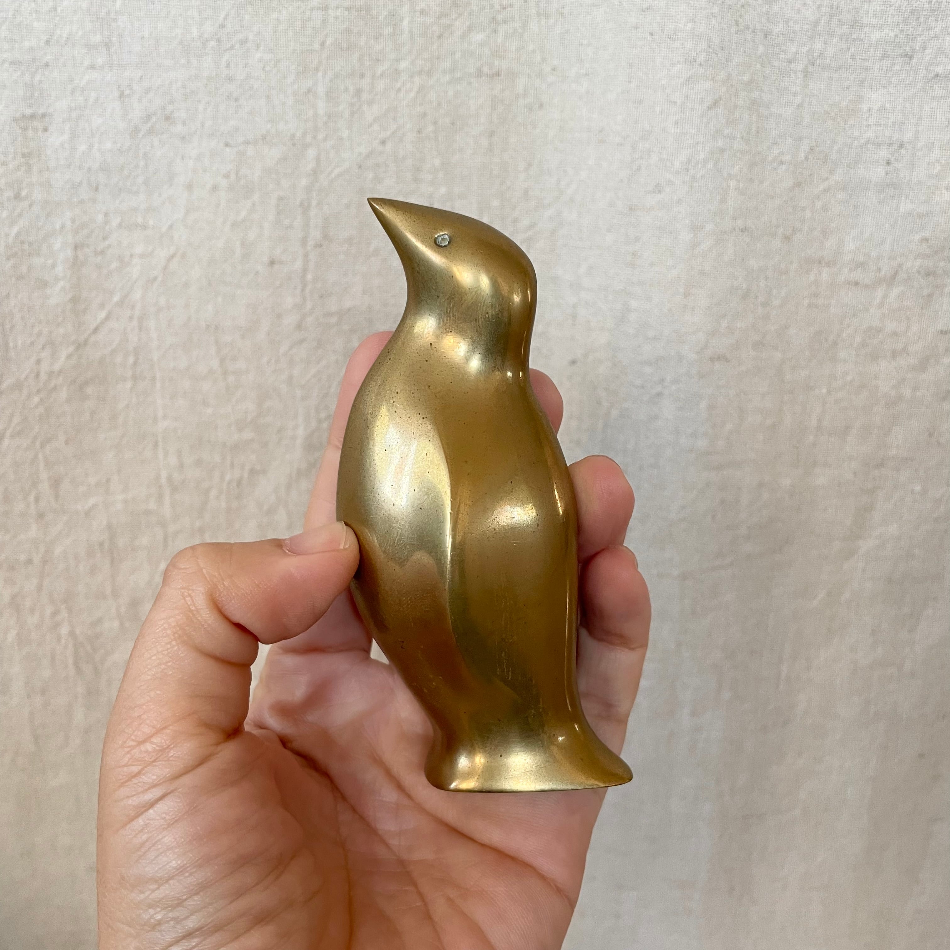 真鍮の上向きなペンギン | tsuitachi craft&brocante