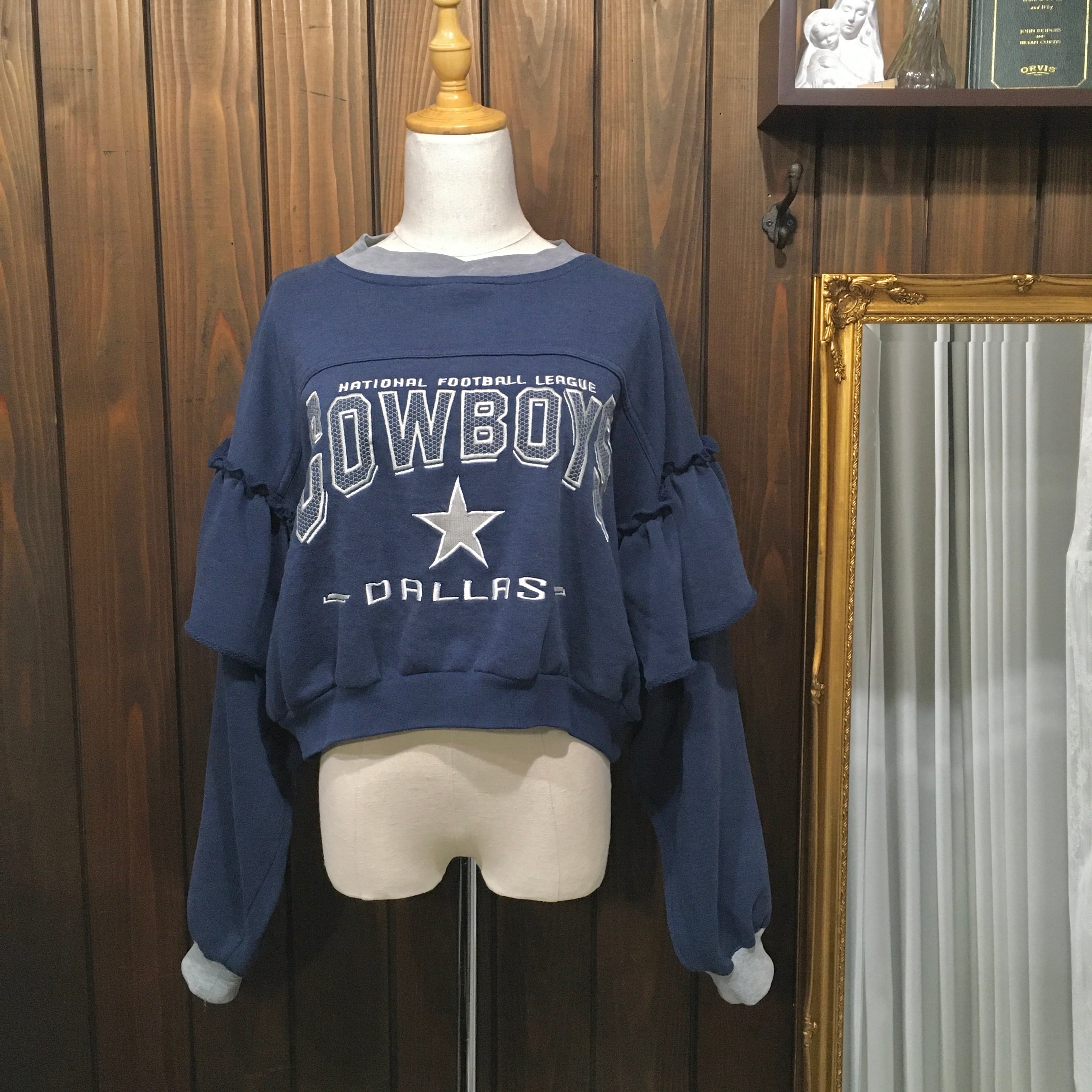 Lee frill remake sweat 〈レトロ古着 フリルリメイクスウェット ショート丈 〉