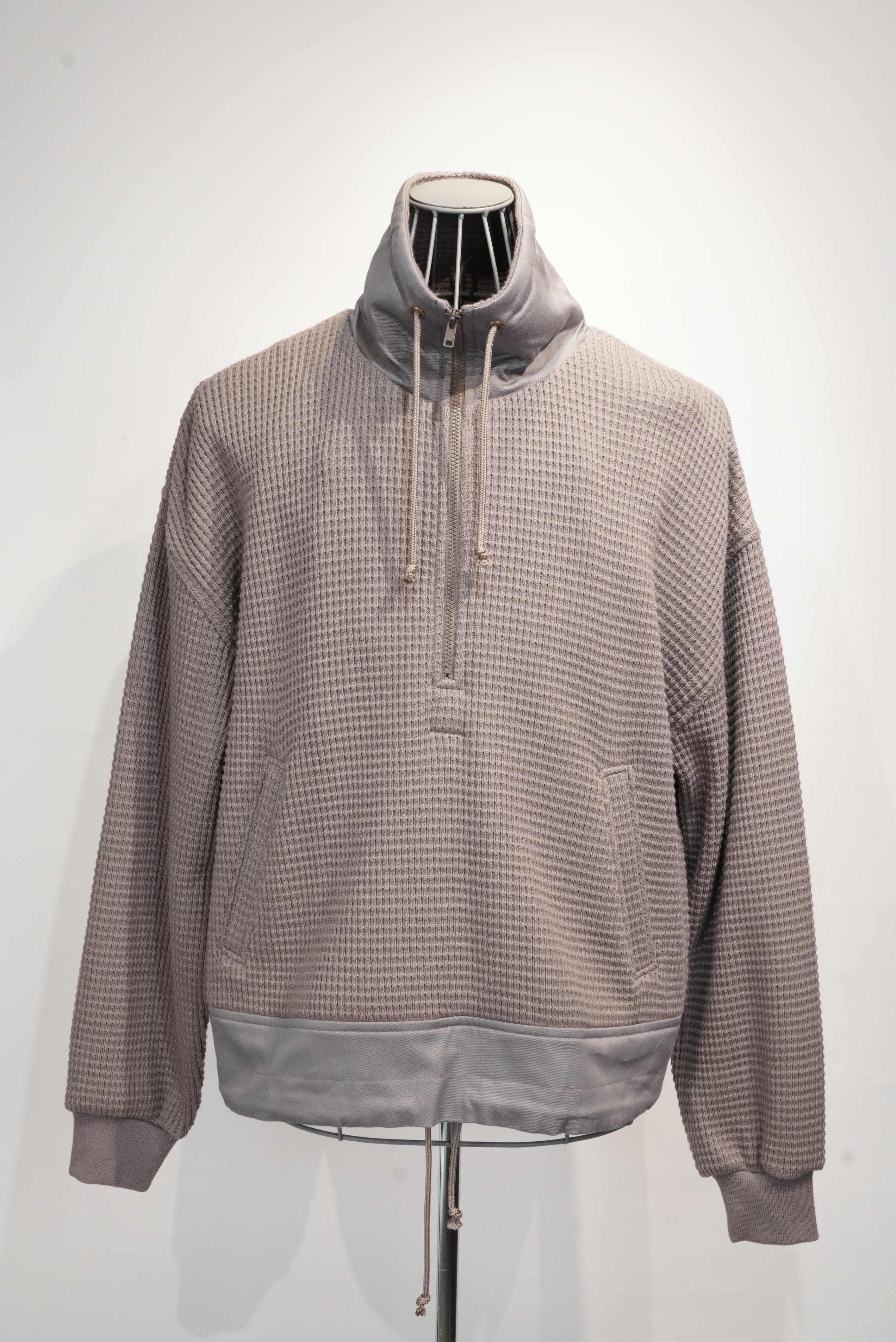 REVERBARATE / STAND COLLAR JUMPER (221104)