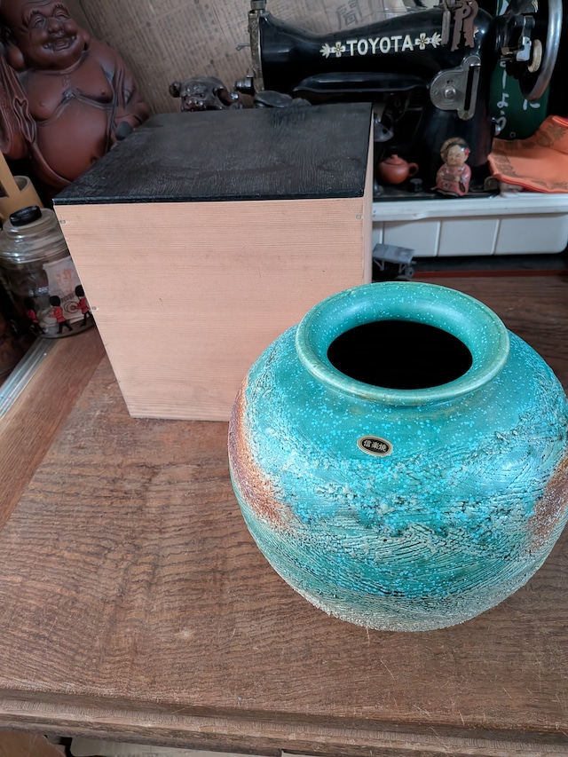 送料込み】信楽焼 花瓶 壺 フラワーベース 緑色 陶器 箱付き | 岡山商店