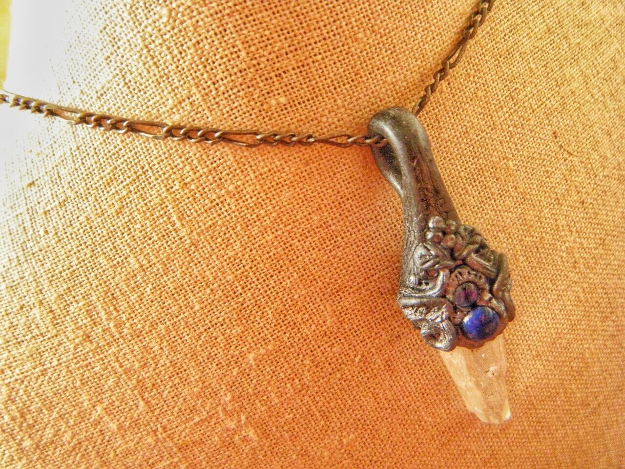 ラピスラズリxアイオライトx水晶】冒険者のお守りペンダント | 天然石